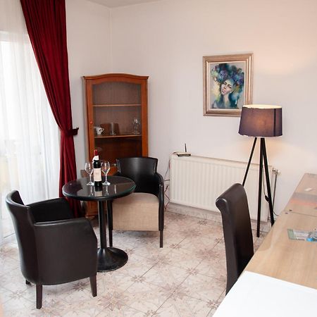 Hotel North City Titova Mitrovica Extérieur photo