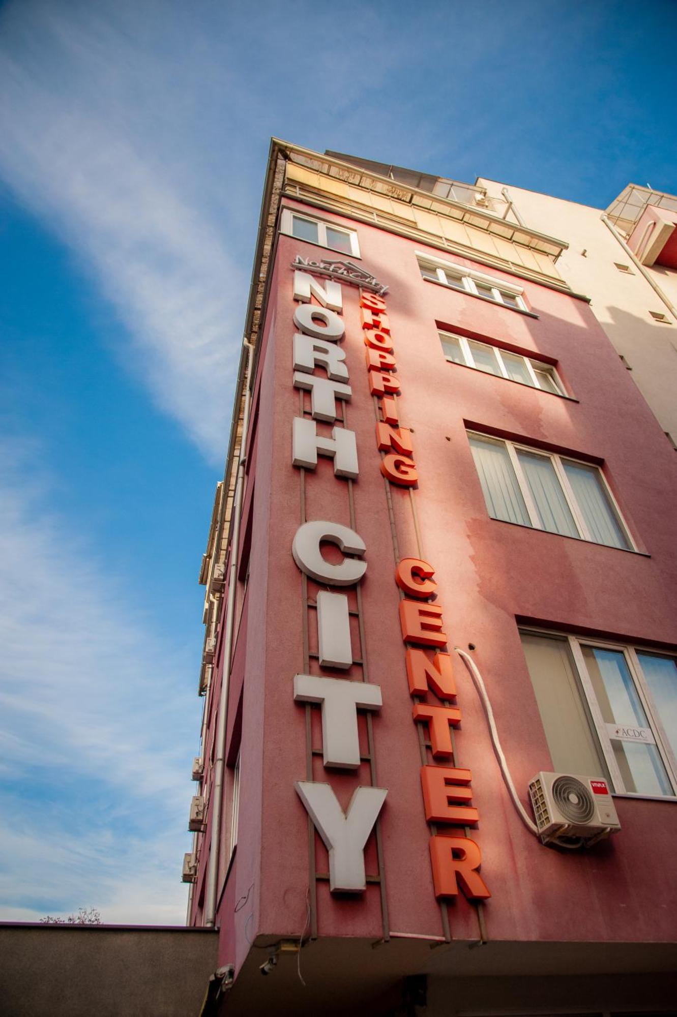 Hotel North City Titova Mitrovica Extérieur photo