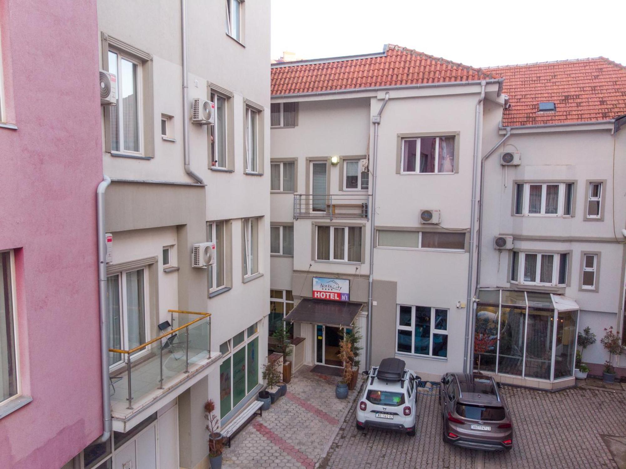 Hotel North City Titova Mitrovica Extérieur photo