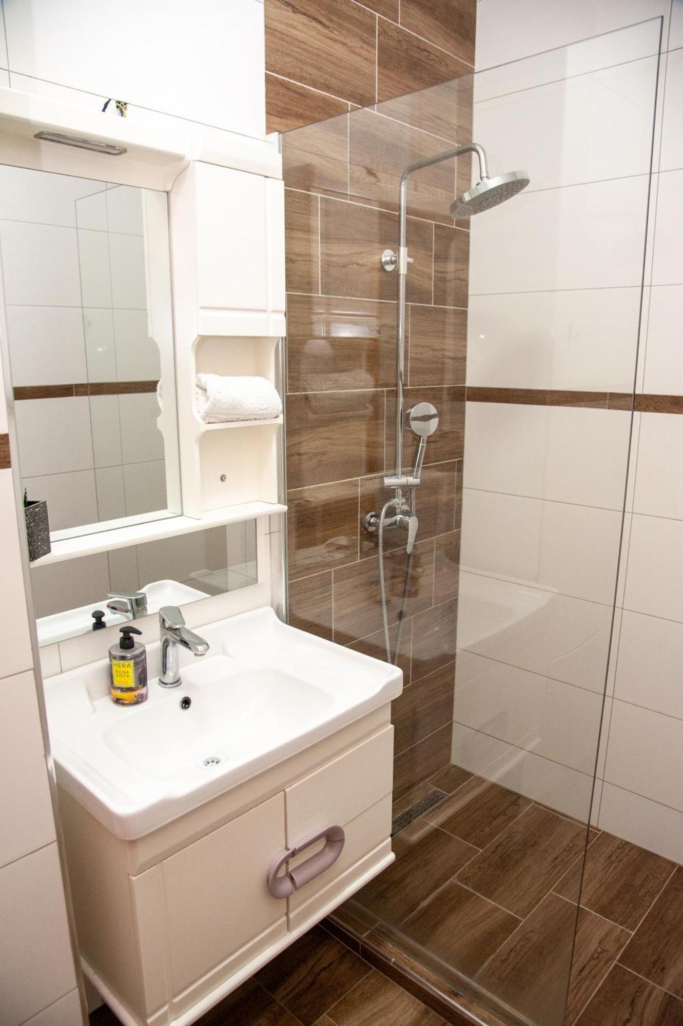 Hotel North City Titova Mitrovica Extérieur photo